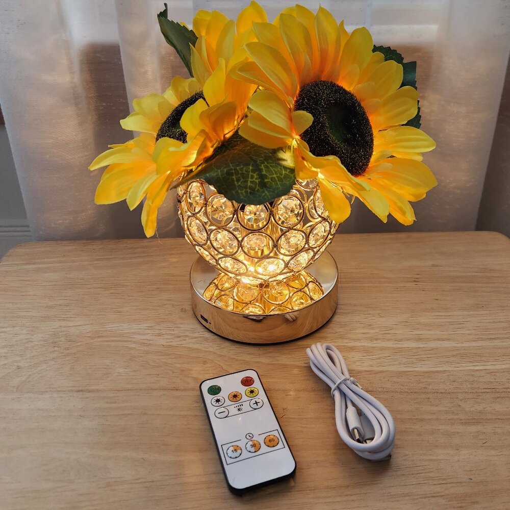 Sunflower Rechargeable LED Ambiance Lamp with Remote and USB Charger